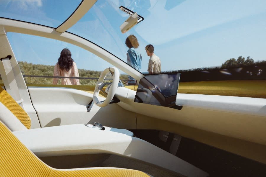 P90519770_highRes_bmw-vision-neue-klas.jpg