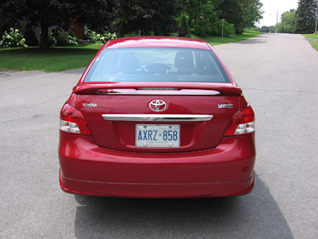 Editorial 2007 toyota yaris sedan cc 05