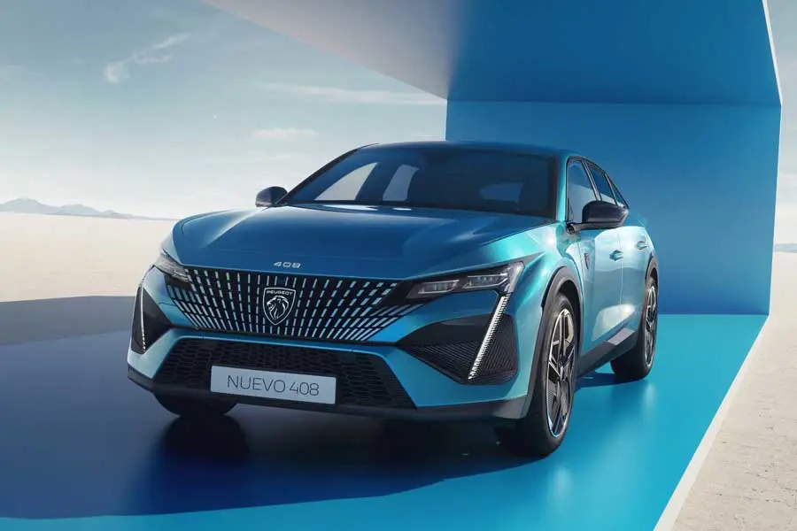 Peugeot 408 Plug-In Hybrid First Edition