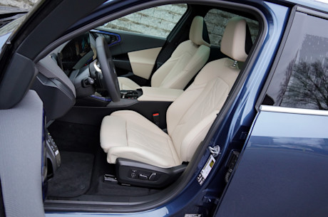 BMW X3 30 2025 : essai routier Body Image
