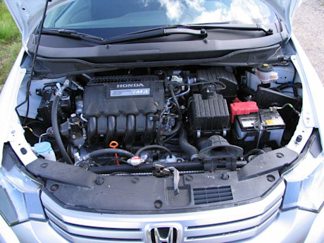Editorial 2010 honda insight hl 005 6108