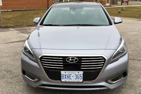 Editorial 2017 hyundai sonata hybrid ultimate 02 sb