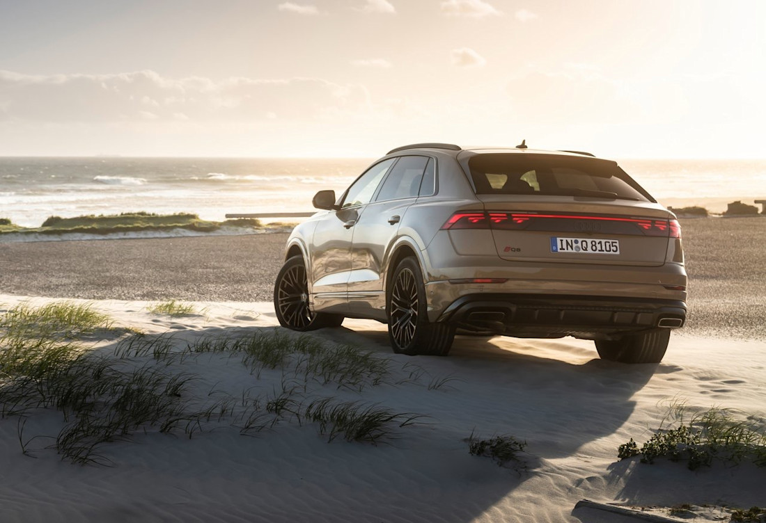 Audi-Q8-2024