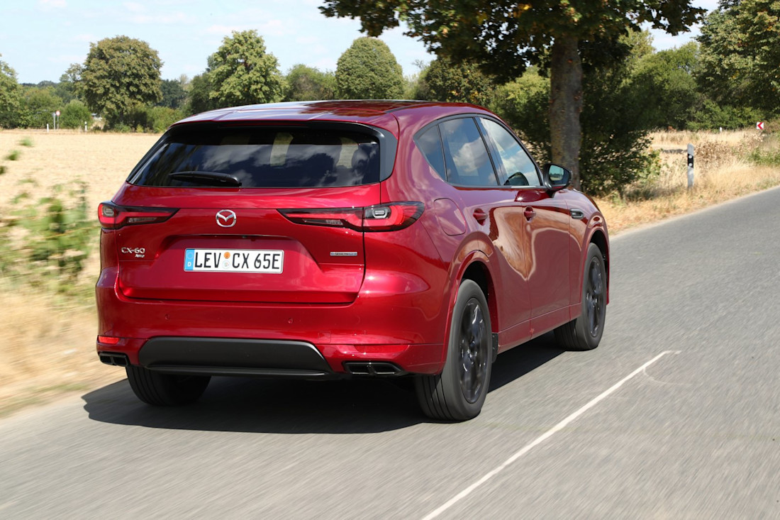 mazda-cx-60-volvo-xc60-2022-14.jpg