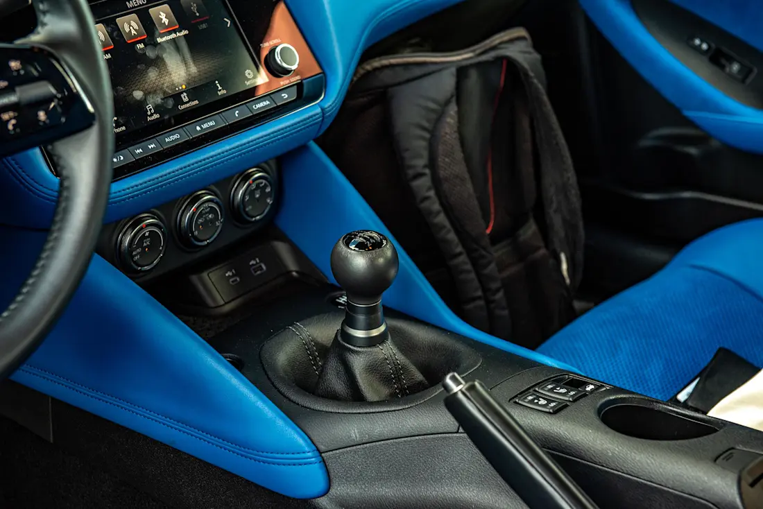 nissan-z-2025-schalter nissan-z-2025-schalter