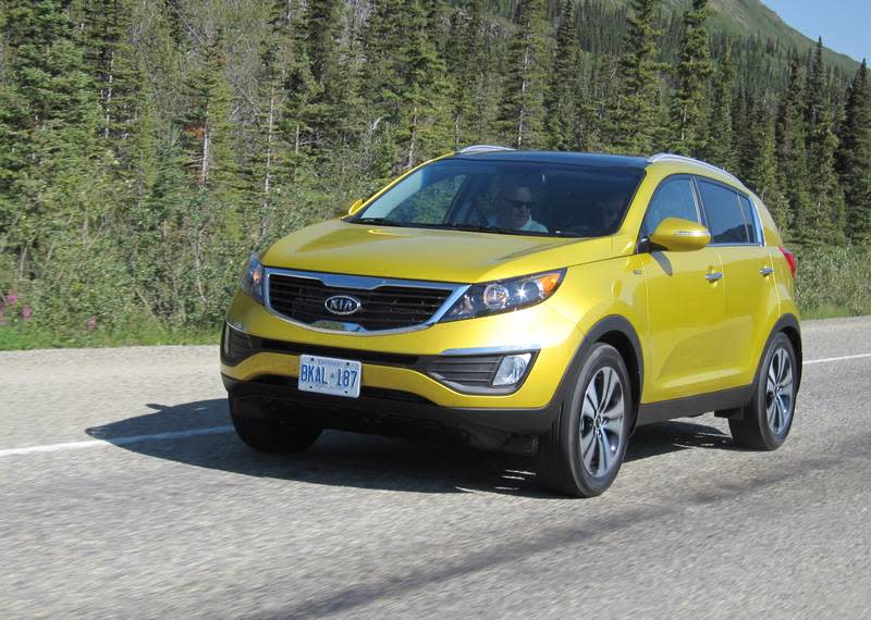 Editorial 2011 kia sportage ex luxury 01 pw