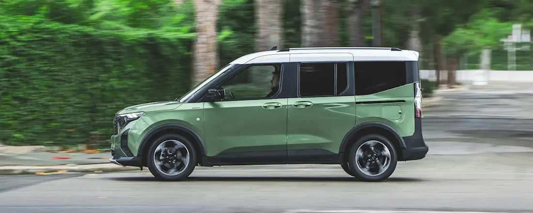 Tourneo Courier Bursting Green 014-LOW