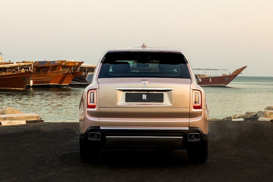 rolls-royce-cillinan-the-pearl (11).jpg