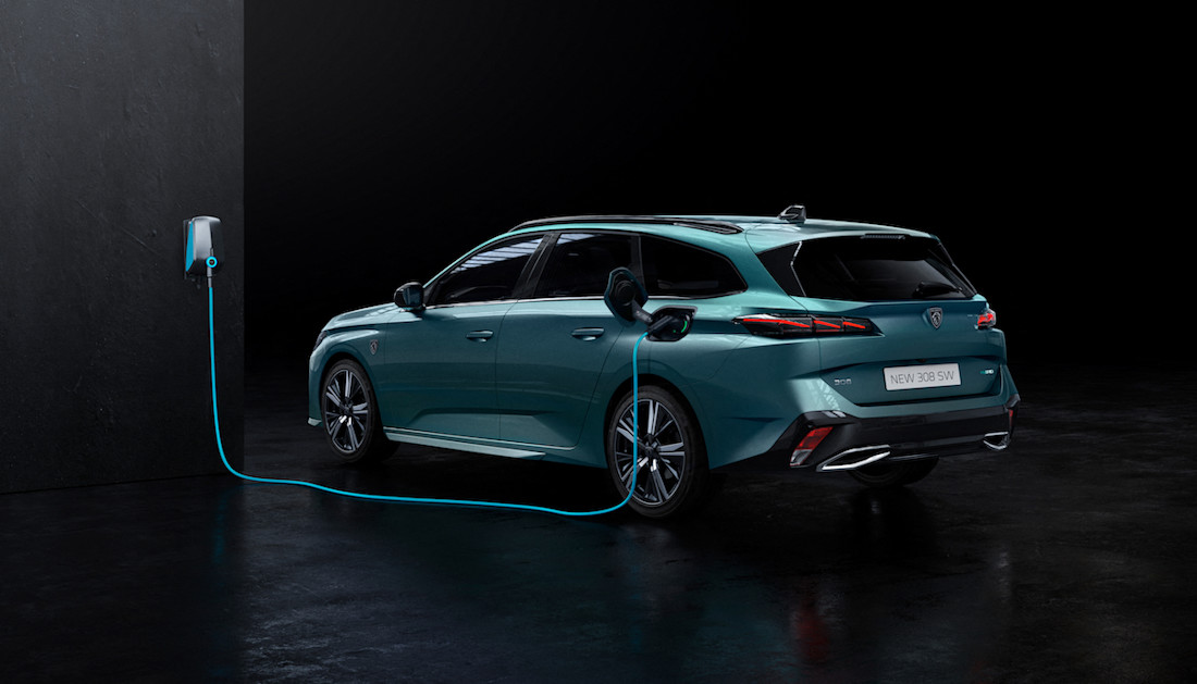 peugeot-308-sw-heckansicht