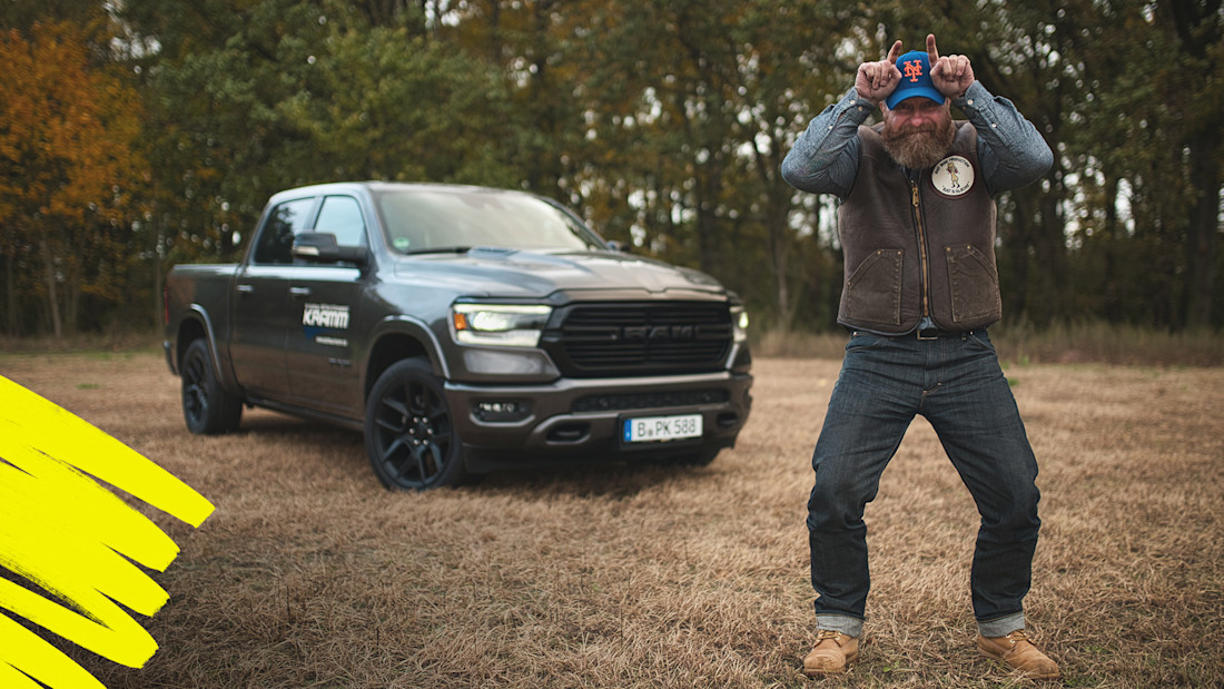 Dodge RAM Laramie Night: Handwerker-Pick-Up, die Black Edition!