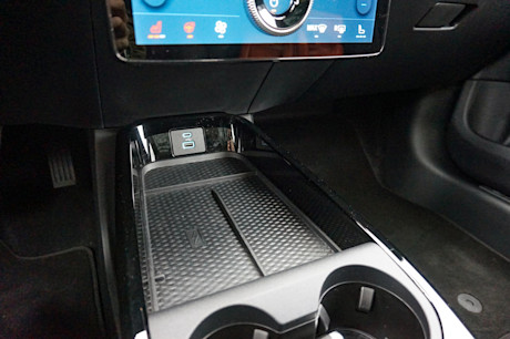 Editorial 2021 ford mustang mach e first edition 29 jl