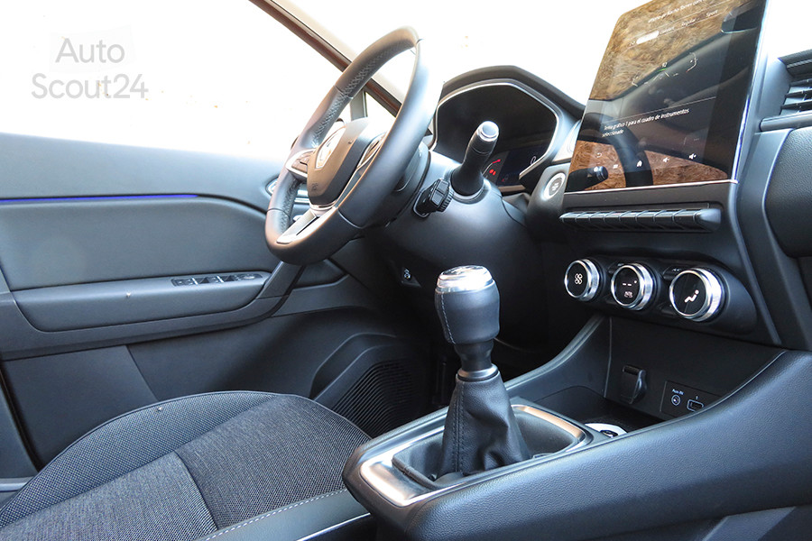 FT_6_renault captur 2021_consola_central.JPG