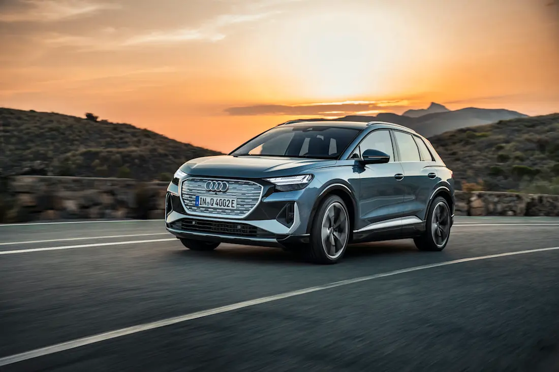 AS24 Audi rijdend voor