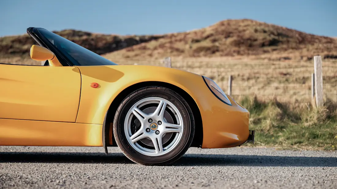 Lotus Elise UK-spec '1995–2001 pneumatici