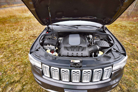 Editorial 2017 jeep grand cherokee summit 10 jp