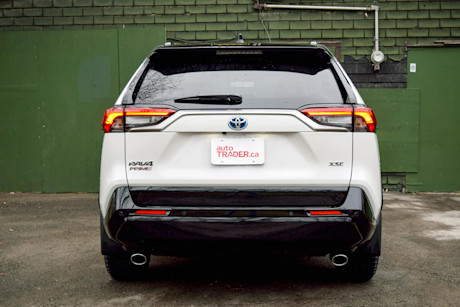 Editorial 2021 toyota rav4 prime xse technology 06 sha