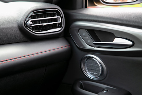 Editorial 2023 dodge hornet rt 26 jw