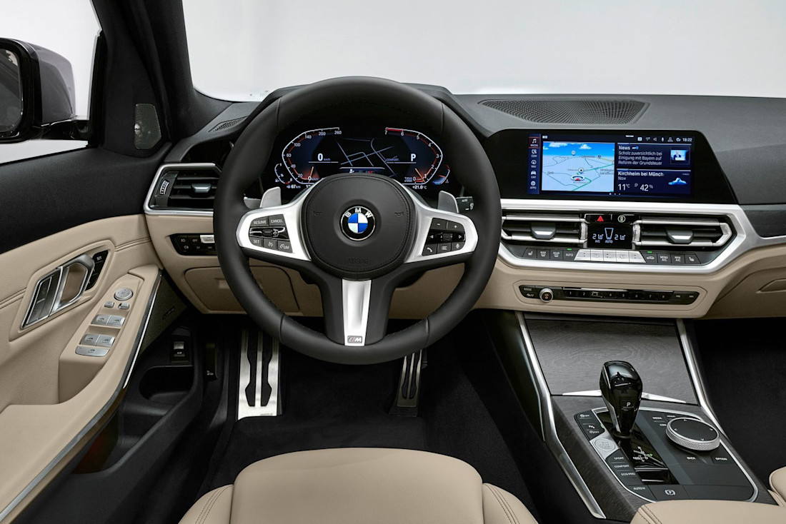 BMW-3er-Touring-Cockpit.jpg