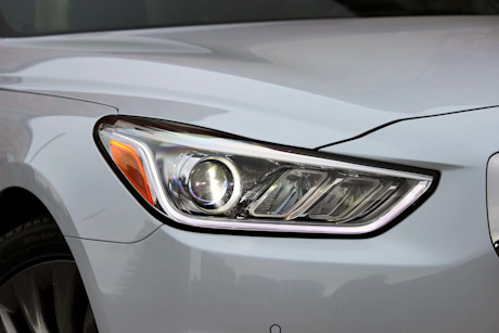 Editorial 2017 genesis g90 33t 08 dh