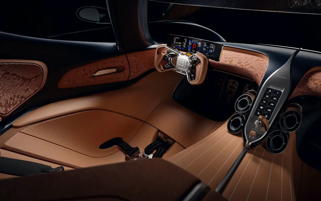 03 BUGATTI-Solitaire-Destrier