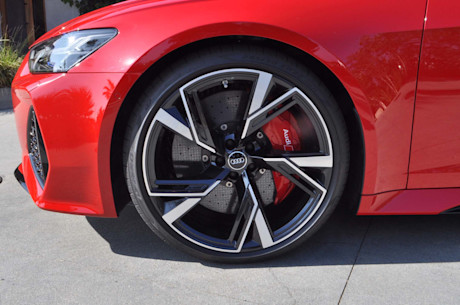Editorial 2020 audi rs 6 avant 12 mb