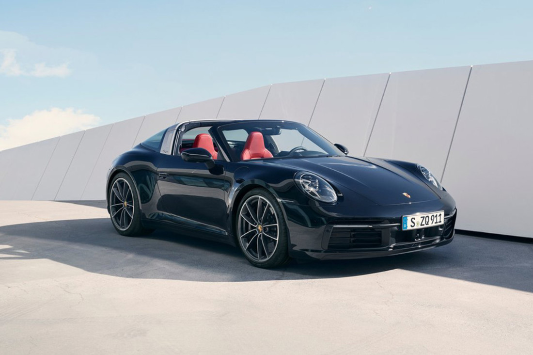 Porsche-911_Targa_4-2021-1280-02.jpg