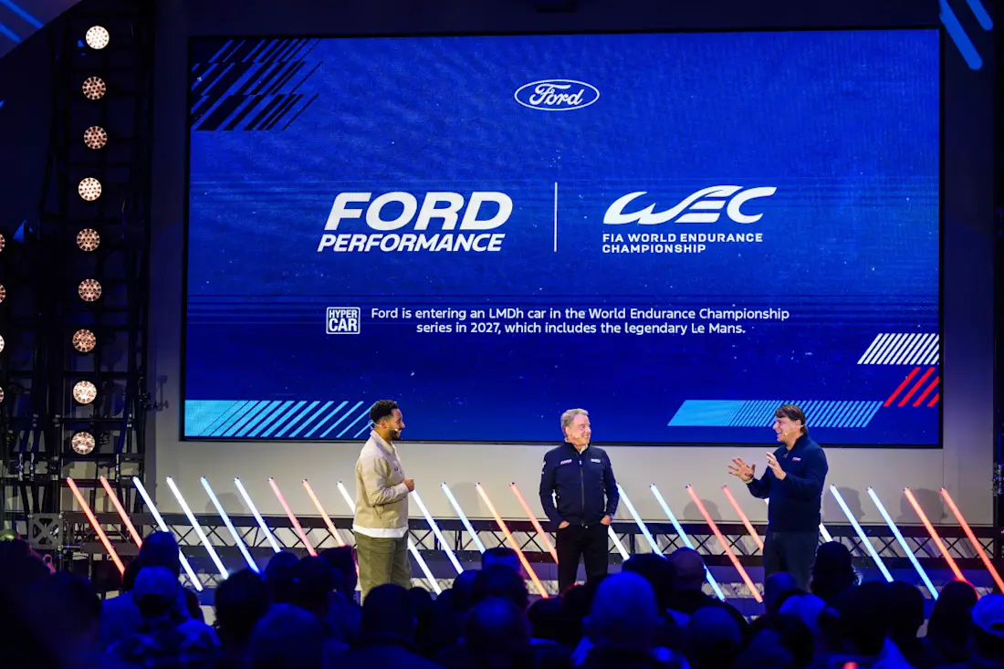 FordPerformanceSeasonLaunch BillFord JimFarley 02 FordPerformanceSeasonLaunch BillFord JimFarley 02