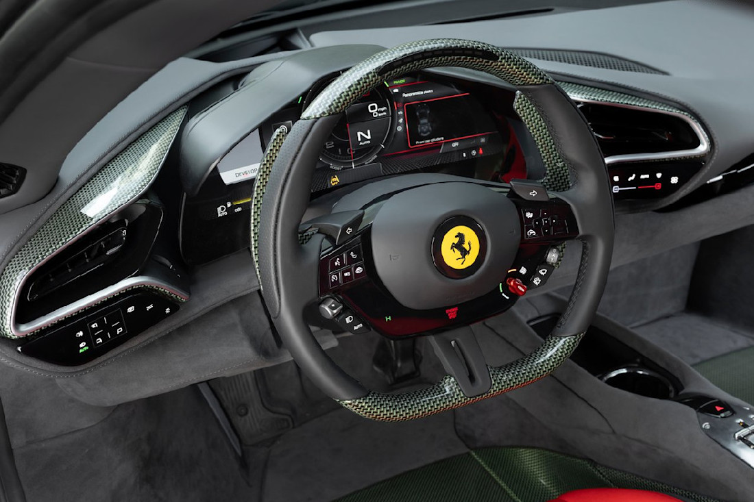 Ferrari-SC40-2025-interior (2).jpg