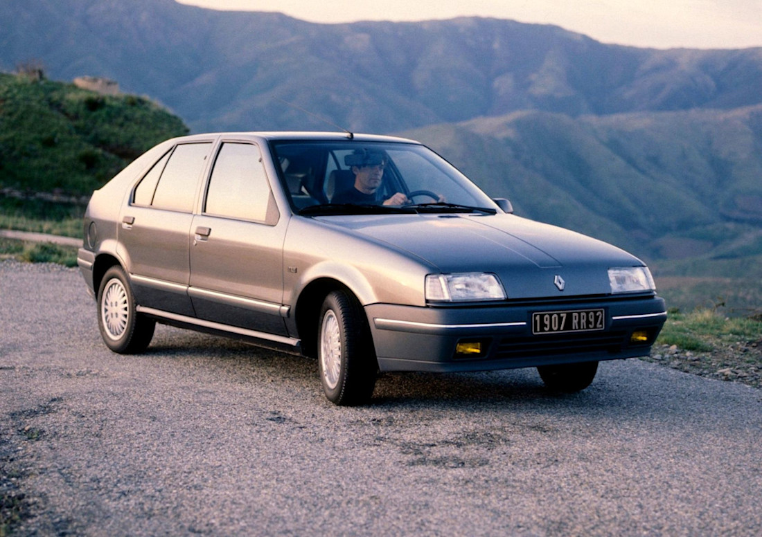 renault_19_txe_44