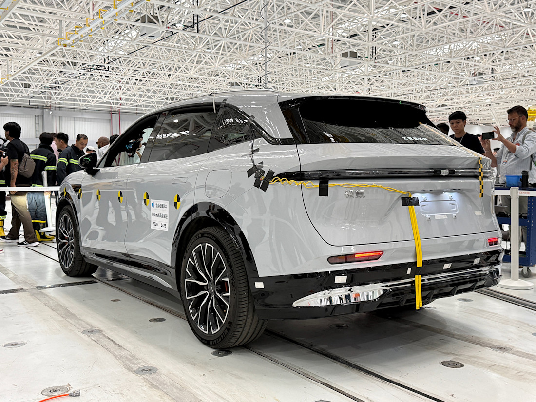 How Geely is Making Cars Safe for Canada - NF - CT - 260514 - 2.jpg