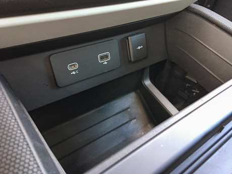 Land Rover Defender 90 P400 X-Dynamic 2021 : essai routier Image