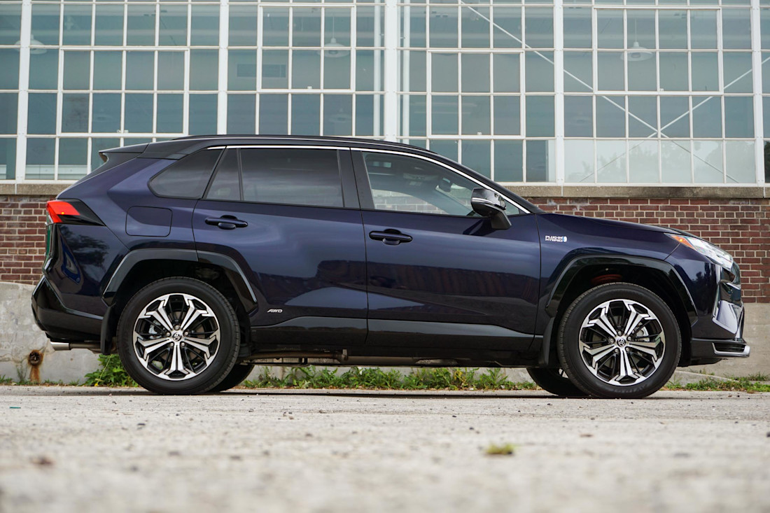 Editorial 2022 toyota rav4 prime xse w technology package 04 di