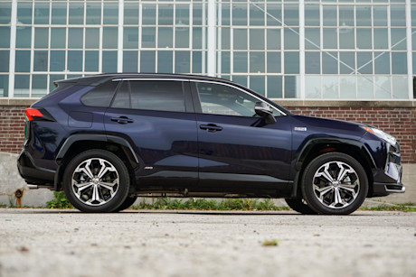 Editorial 2022 toyota rav4 prime xse w technology package 04 di