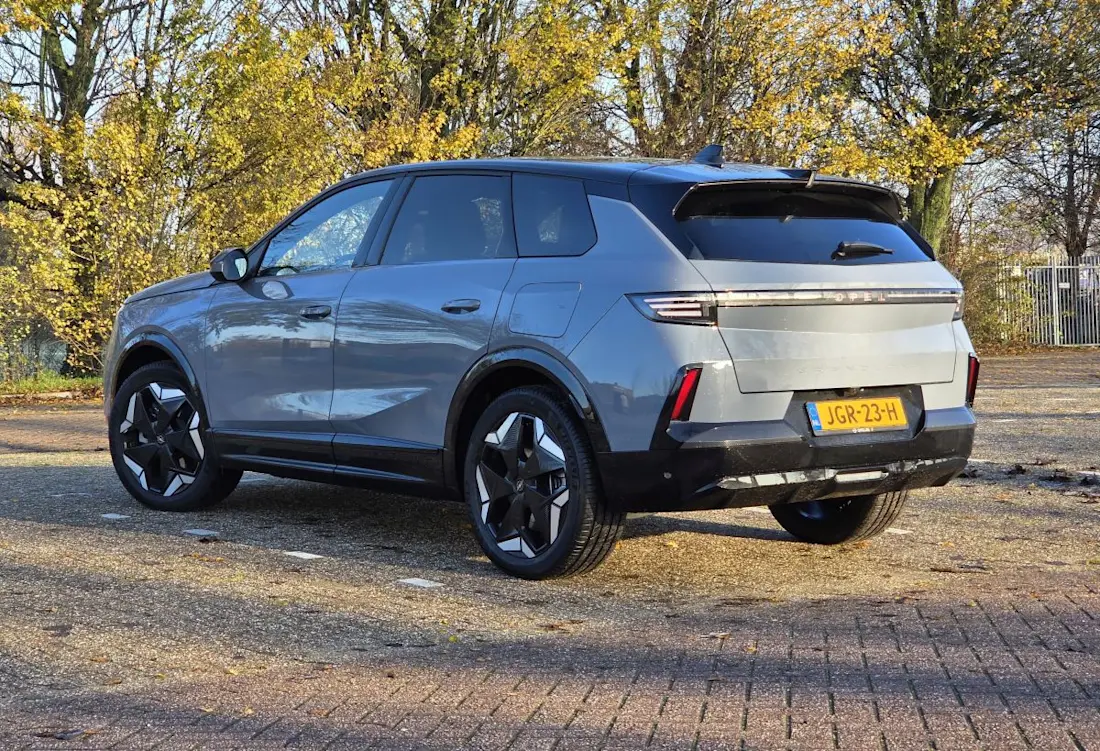 Opel Grandland AWD 2