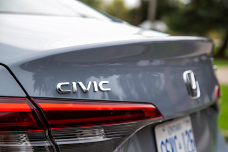 Editorial 2022 honda civic touring 12 jw