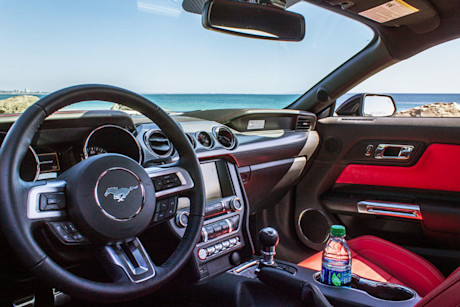 Editorial 2015 ford mustang bm 24 3223