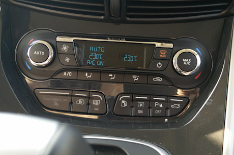 Editorial 2016 ford cmax energi 3