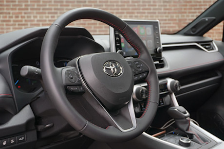 Editorial 2022 toyota rav4 prime xse w technology package 19 di