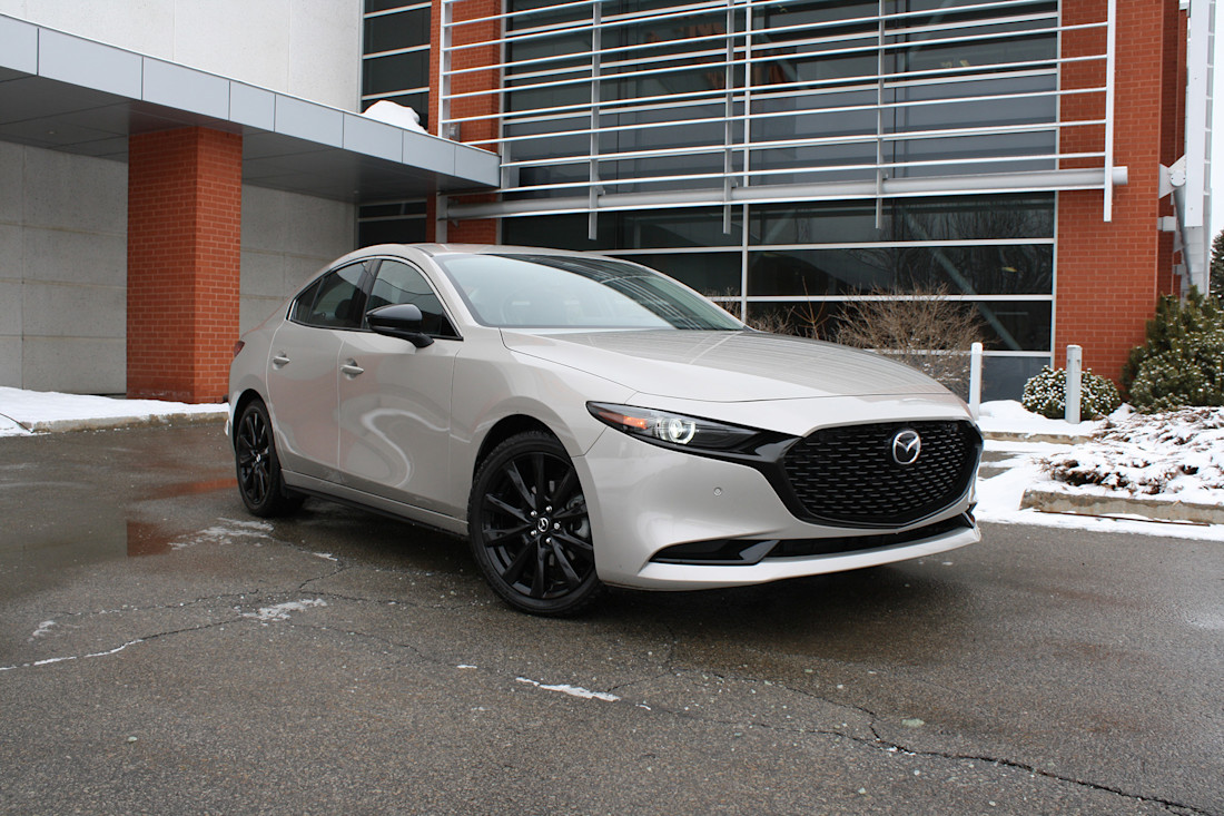 Mazda Mazda3 GT Turbo AWD 2025 : essai routier - AutoHebdo.net