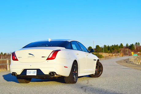Editorial 2018 jaguar xjr 575 07 jp