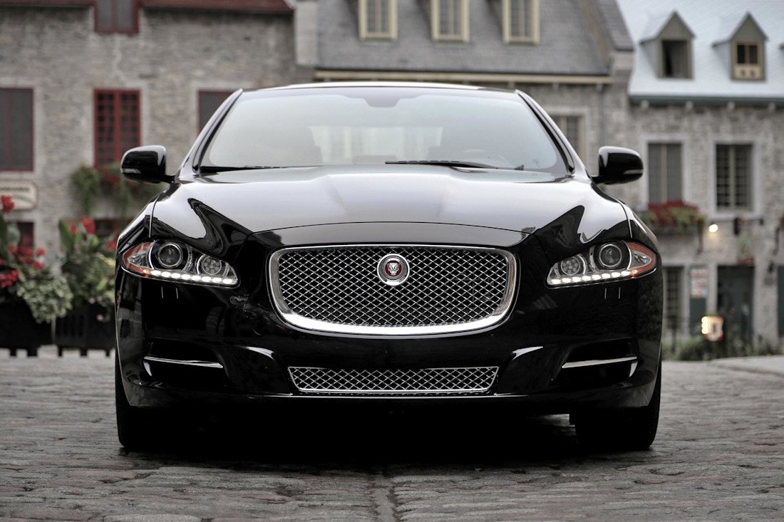 Editorial 2015 jaguar xj lwb awd portfolio ts 03