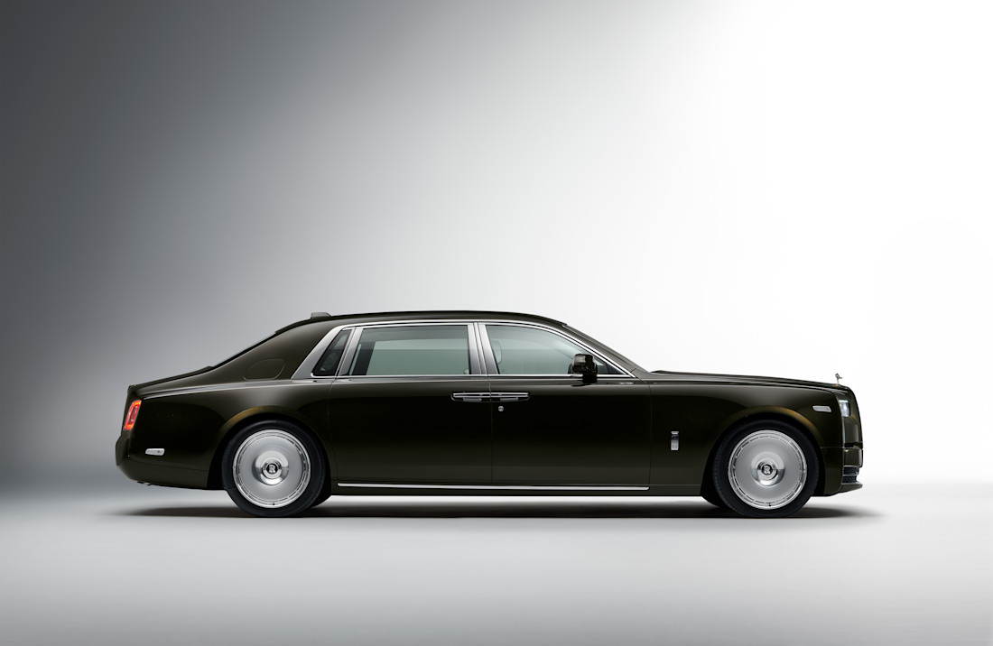 P90462838_highRes_rolls-royce-phantom-