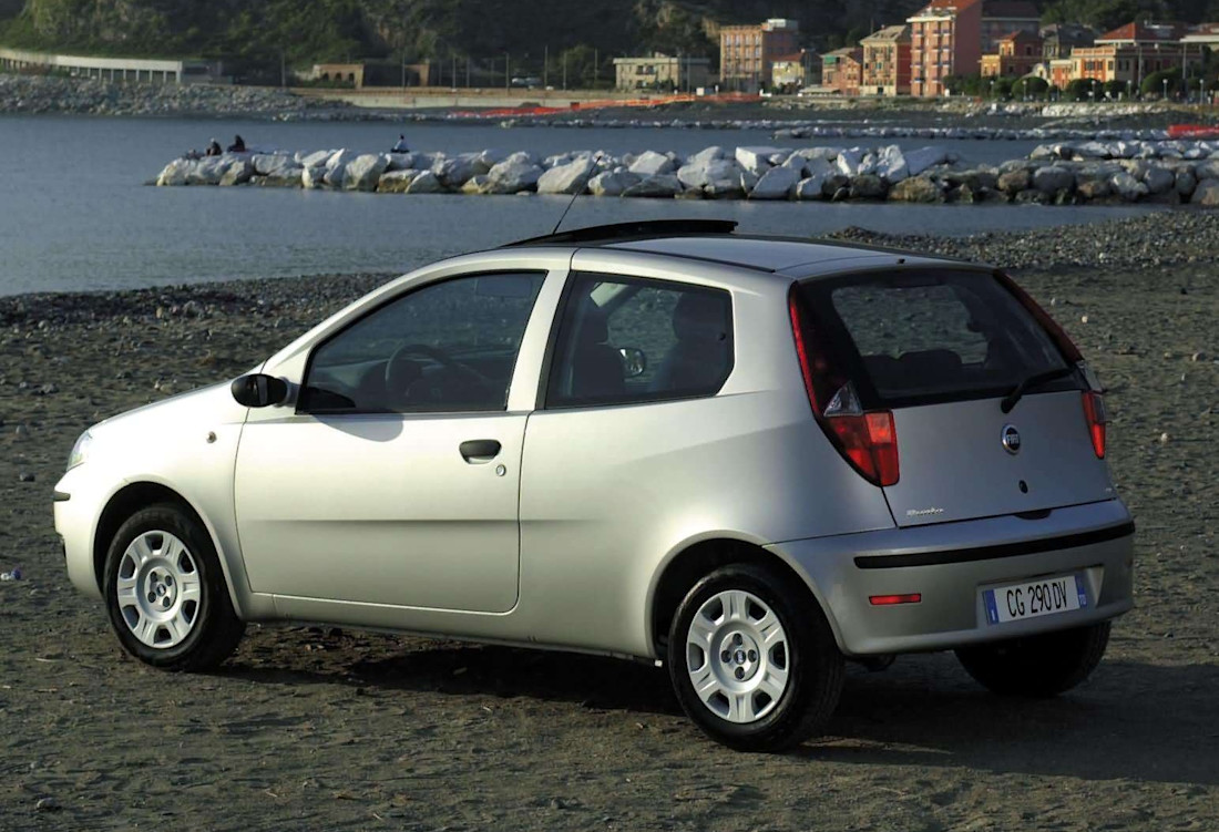 fiat-punto-188-back