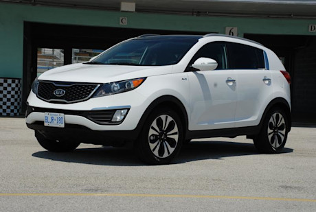 Editorial 2011 kia sportage sx 01 gy