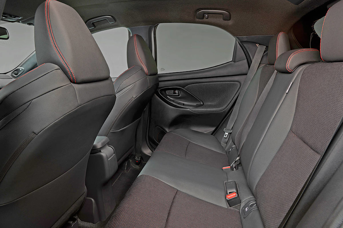 Toyota Yaris GR Sport 2022 (7).jpg
