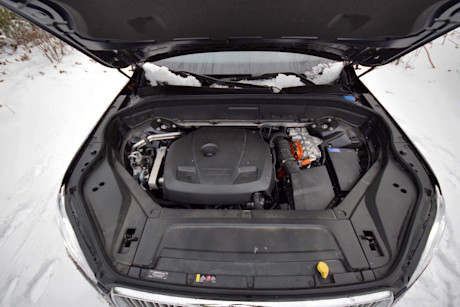 Editorial 2017 volvo xc90 t8 inscription 10 jp