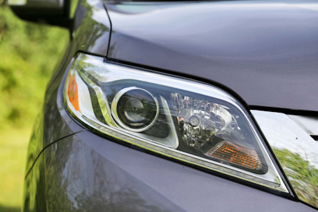 Editorial 2016 toyota sienna 09 ts