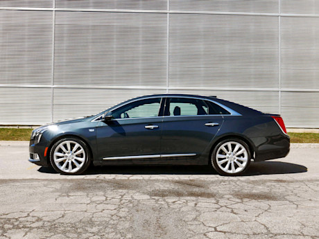 Editorial 2018 cadillac xts v sport platinum 03 bh
