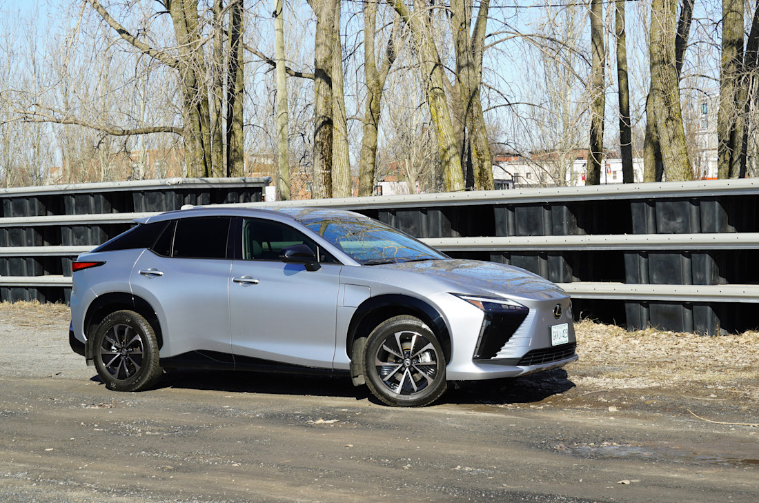 2026-Lexus-RZ350e (13).jpg