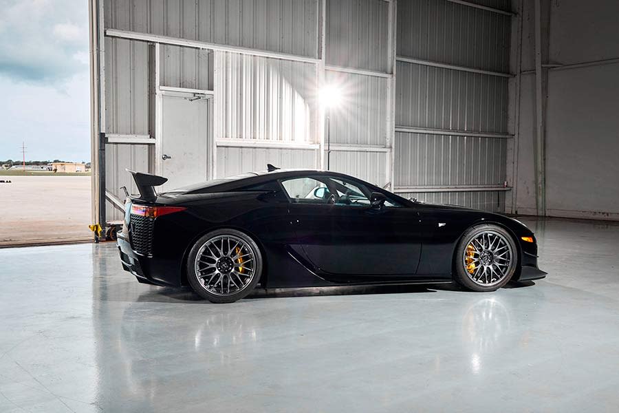 Lexus-LFA-4-1.jpg
